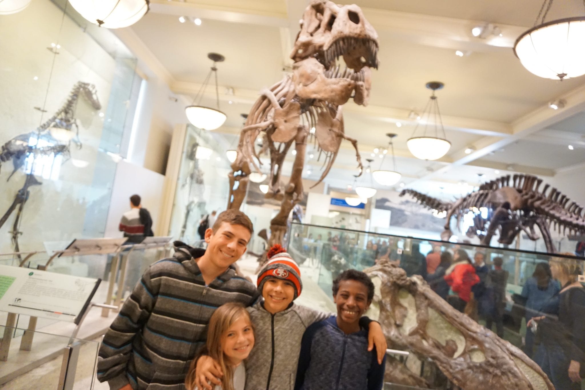 Family_at_American_Natural_History_Museum