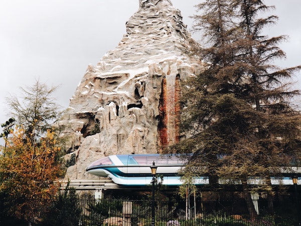 best rides at Disneyland